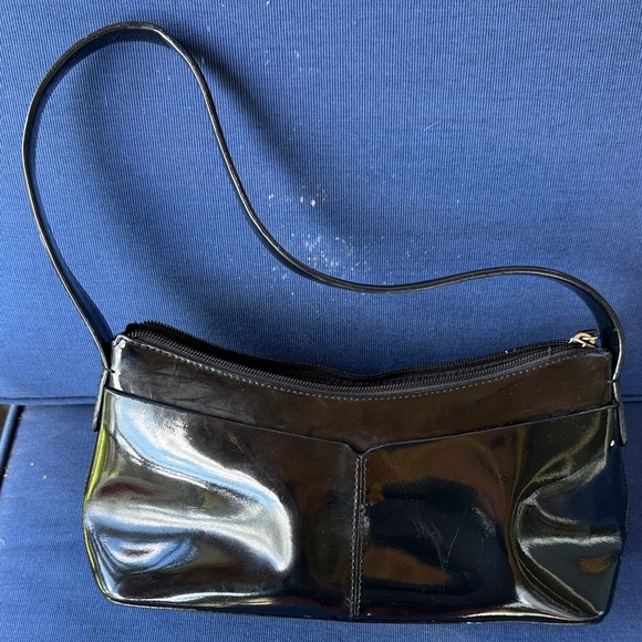 Alfani Glossy Black Shoulder Bag - Picture 1 of 9